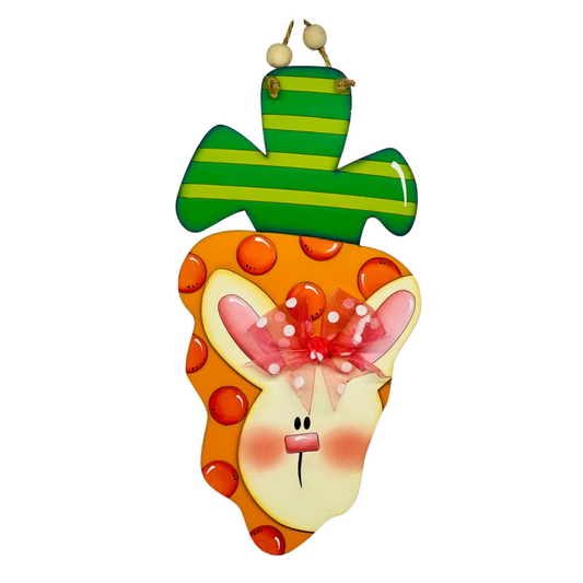 Colgante de Zanahoria con Conejo